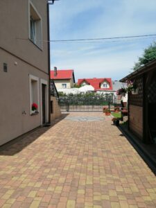 Przytulny pensjonat w Nowęcinie nad jeziorem Sarbsko