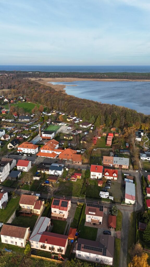 Przytulny pensjonat w Nowęcinie nad jeziorem Sarbsko