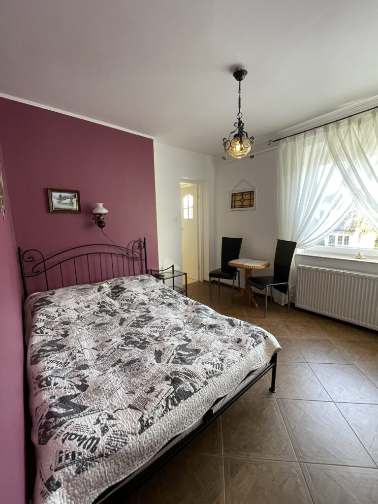 OFERTA SPRZEDAŻY: DOM Z DUSZĄ I POTENCJAŁEM W NOWĘCINIE