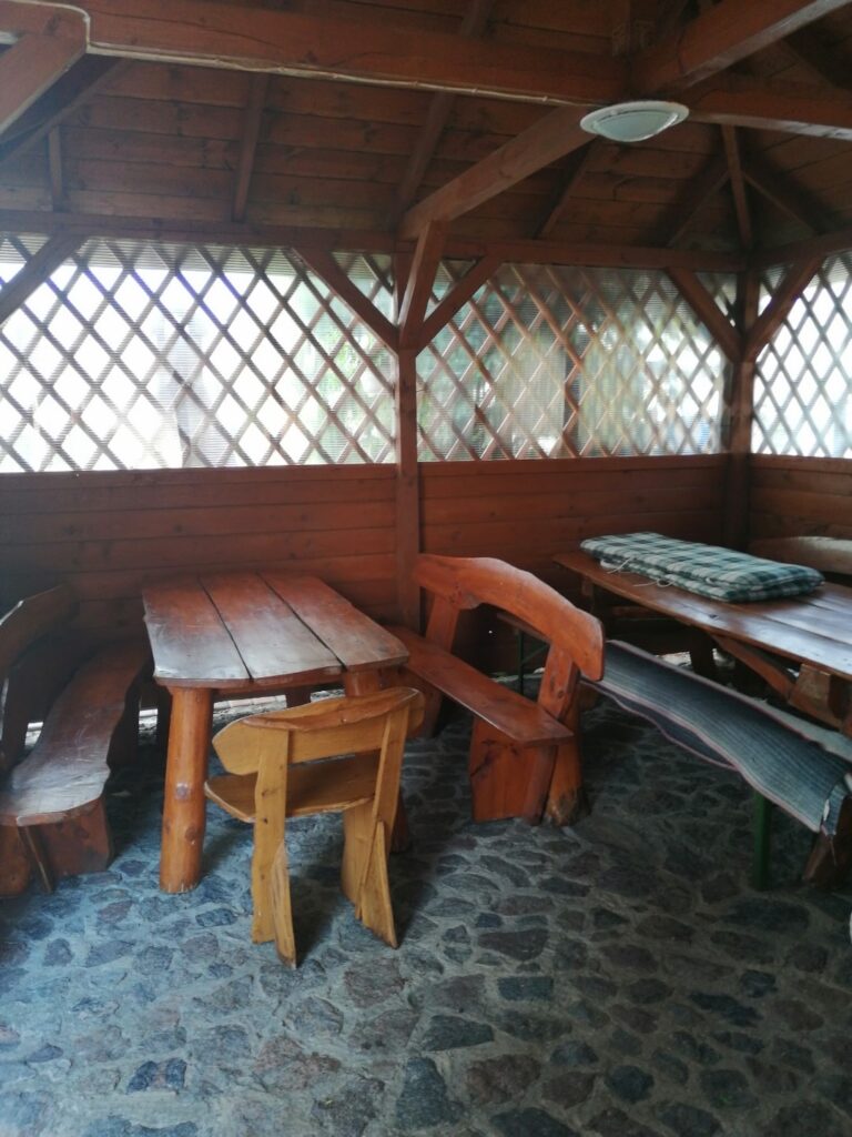 Przytulny pensjonat w Nowęcinie nad jeziorem Sarbsko