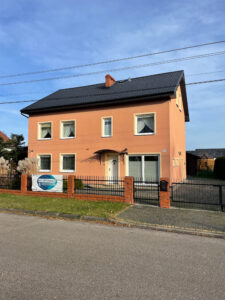 OFERTA SPRZEDAŻY: DOM Z DUSZĄ I POTENCJAŁEM W NOWĘCINIE