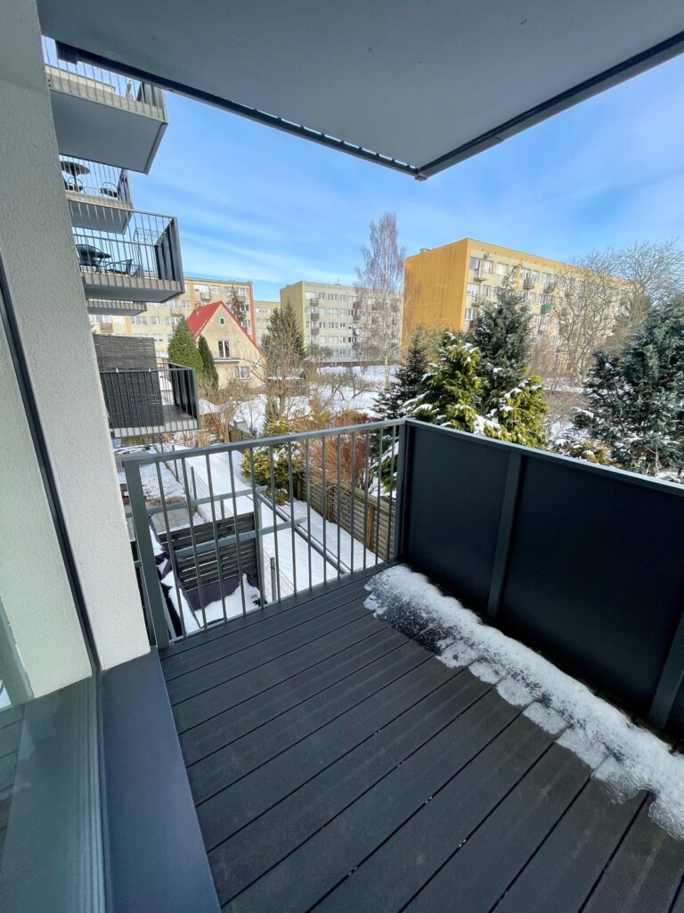 2 pokojowe mieszkanie ul. Emilii Plater z balkonem miejscem postojowym oraz komórką lokatorską