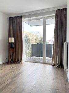 2 pokojowe mieszkanie ul. Emilii Plater z balkonem miejscem postojowym oraz komórką lokatorską