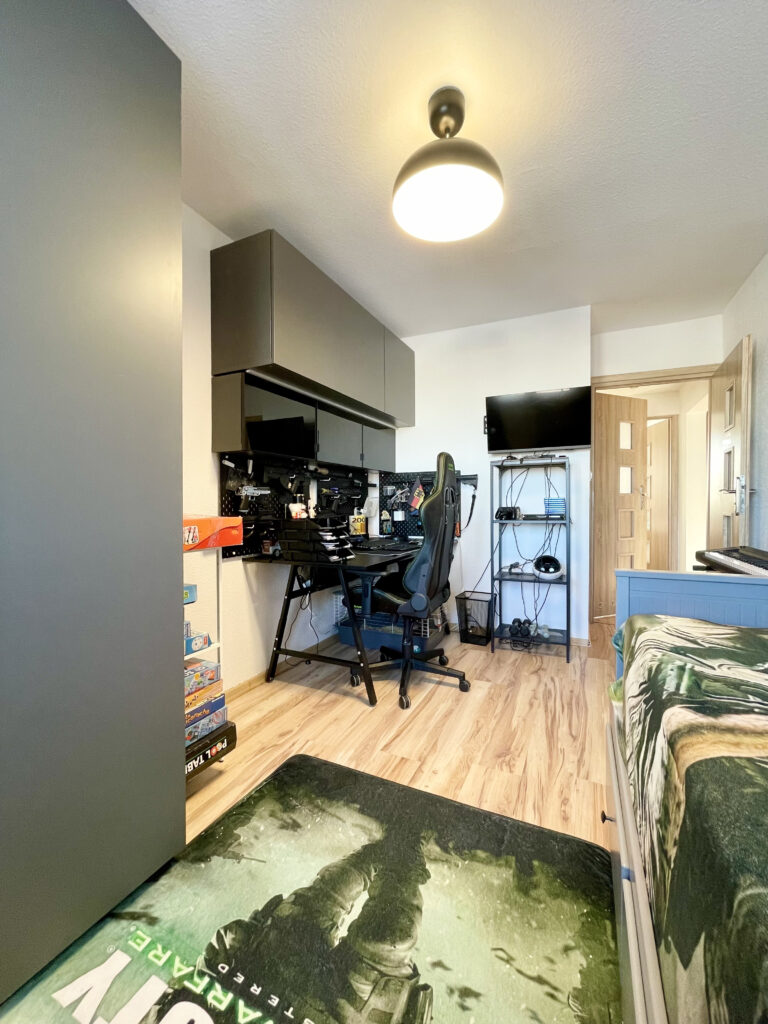 REZERWACJA!Słoneczne 4 pokojowe mieszkanie położone przy ul. Teligi w Lęborku z 2 balkonami