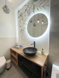 2 pokojowe mieszkanie ul. Emilii Plater z balkonem miejscem postojowym oraz komórką lokatorską