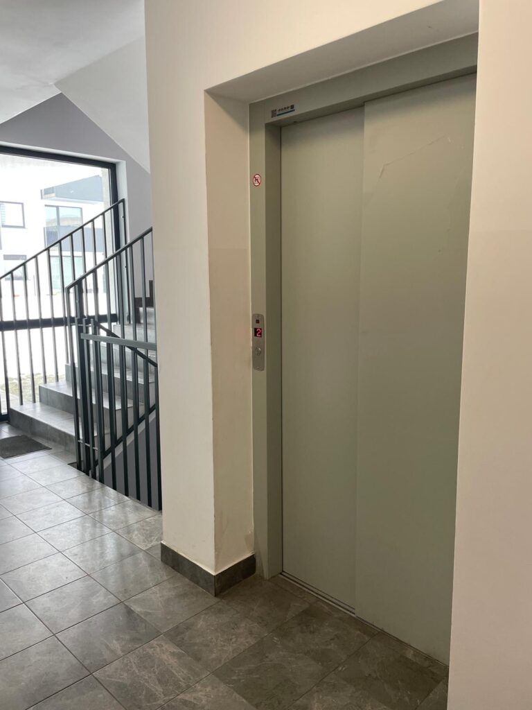 2 pokojowe mieszkanie ul. Emilii Plater z balkonem miejscem postojowym oraz komórką lokatorską