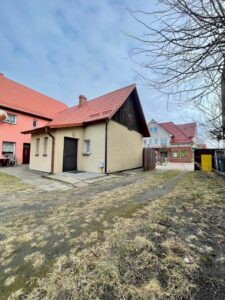 Bezczynszowe mieszkanie położone w Centrum Łeby przy ul. Kościuszki z ogródkiem i garażem